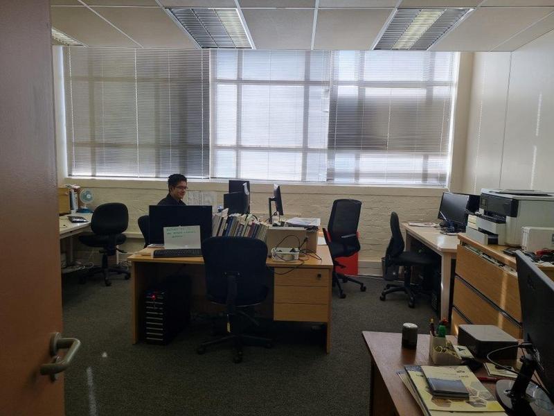 To Let Commercial Property for Rent in Mowbray Western Cape